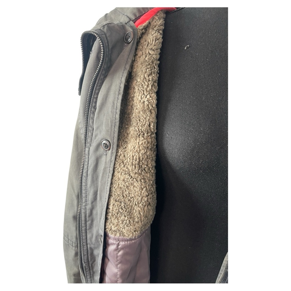 GAP Green Utility Jacket with Durable Cotton and Semi-Fitted Design - Picture 7 of 12